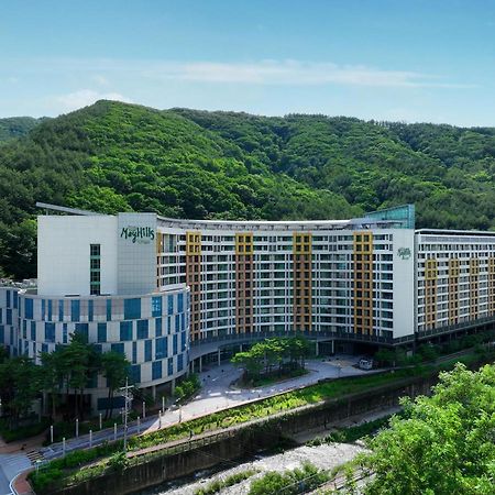 Jeongseon Mayhills Resort Eksteriør billede