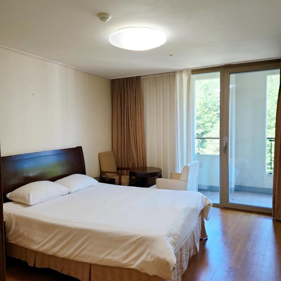 Jeongseon Mayhills Resort Eksteriør billede