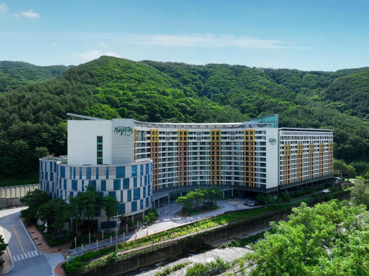 Jeongseon Mayhills Resort Eksteriør billede