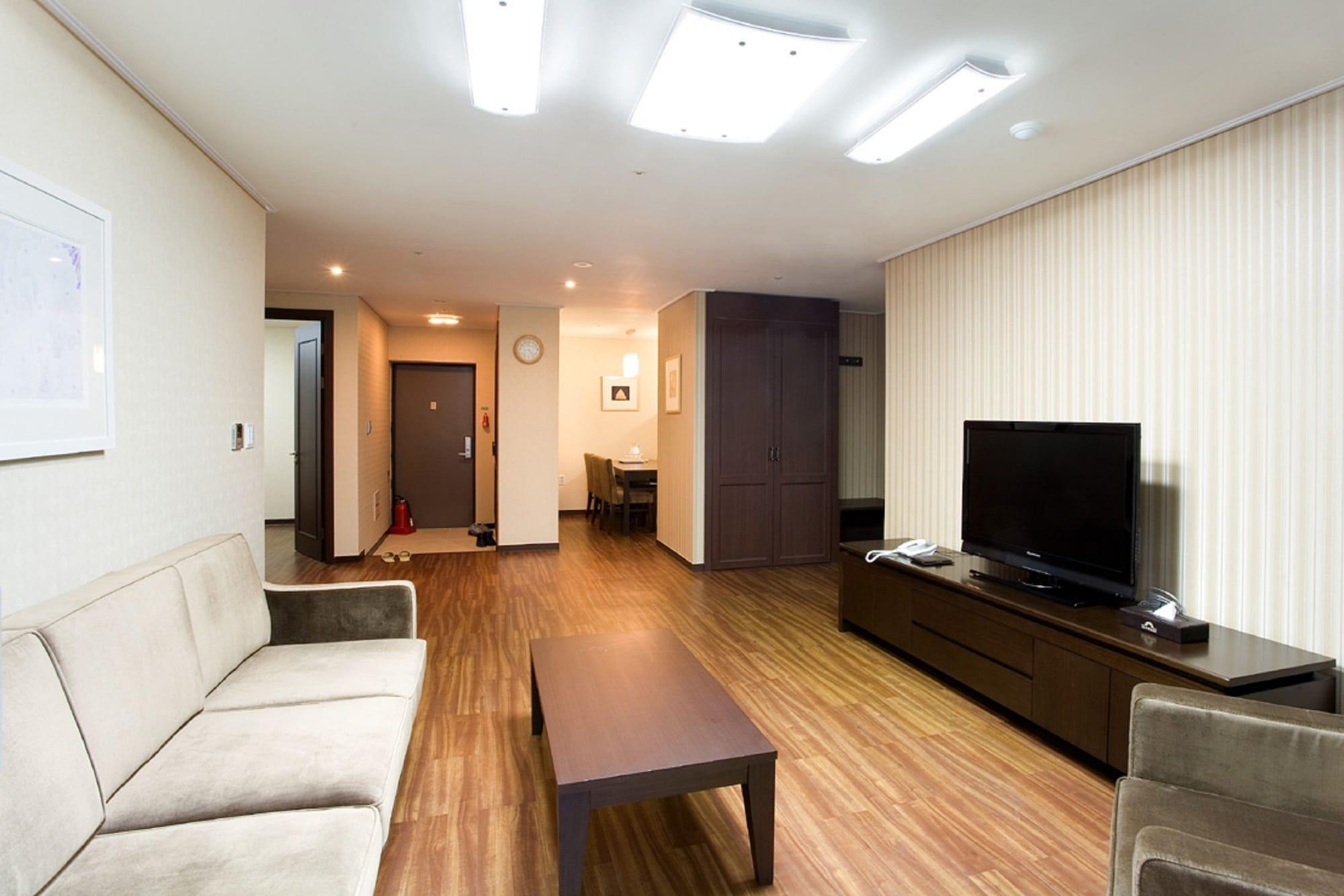 Jeongseon Mayhills Resort Eksteriør billede