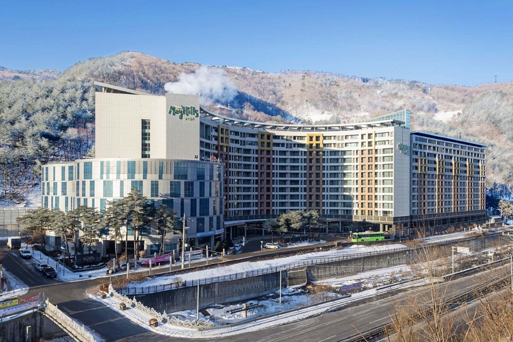 Jeongseon Mayhills Resort Eksteriør billede